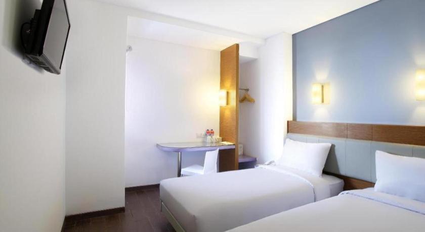 Amaris Hotel Pasar Baru Jakarta Luaran gambar
